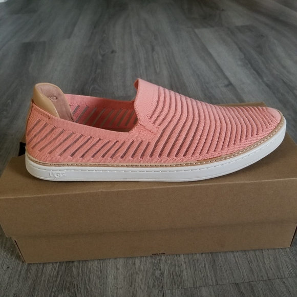 UGG Sammy Breeze Slip-on Sneakers. - Picture 2 of 7